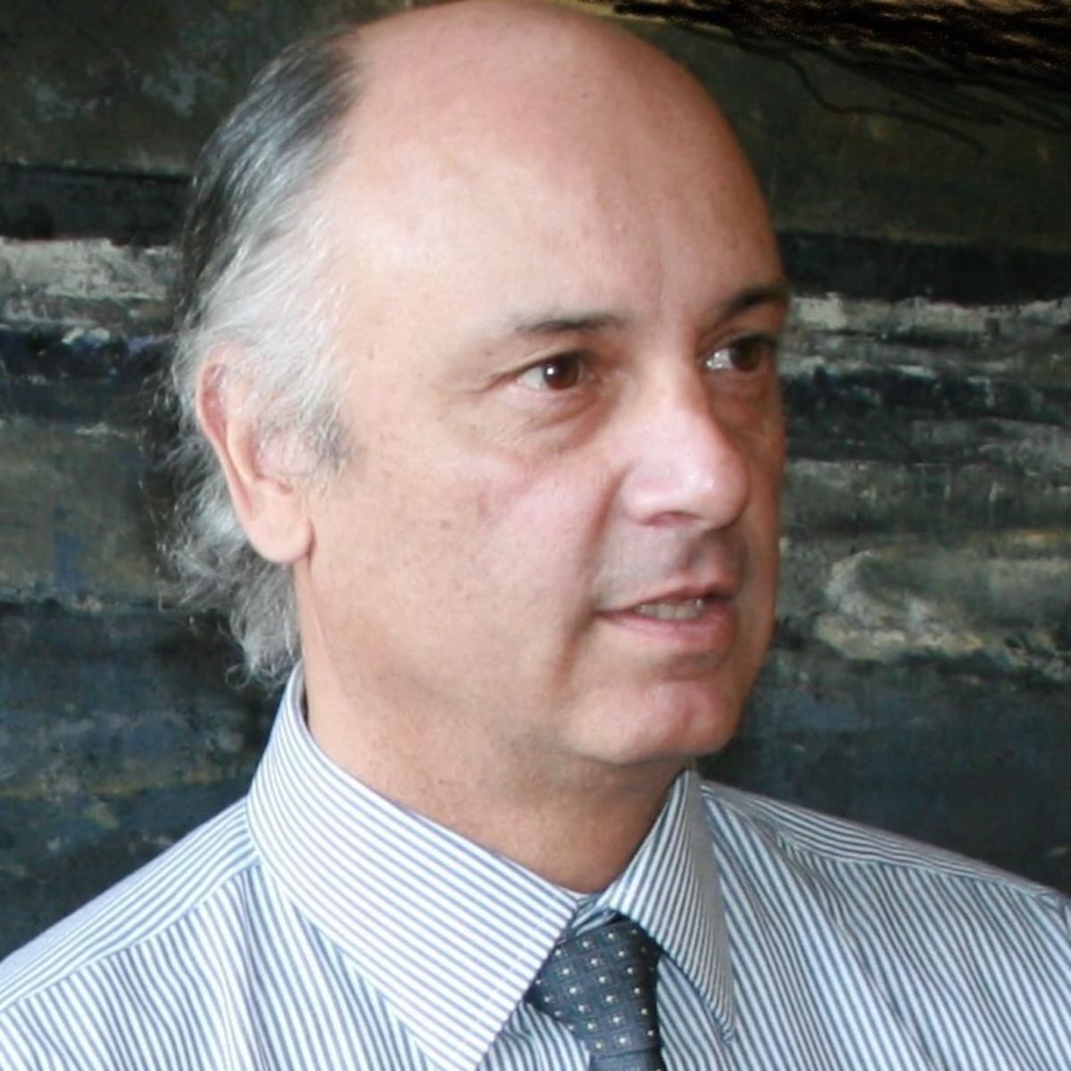 Enrique Araos