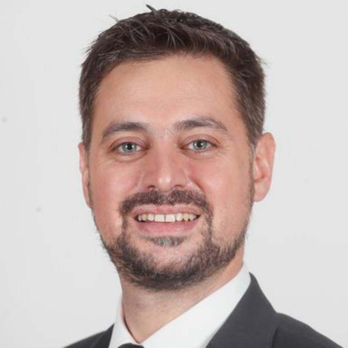Daniel Manoucheri