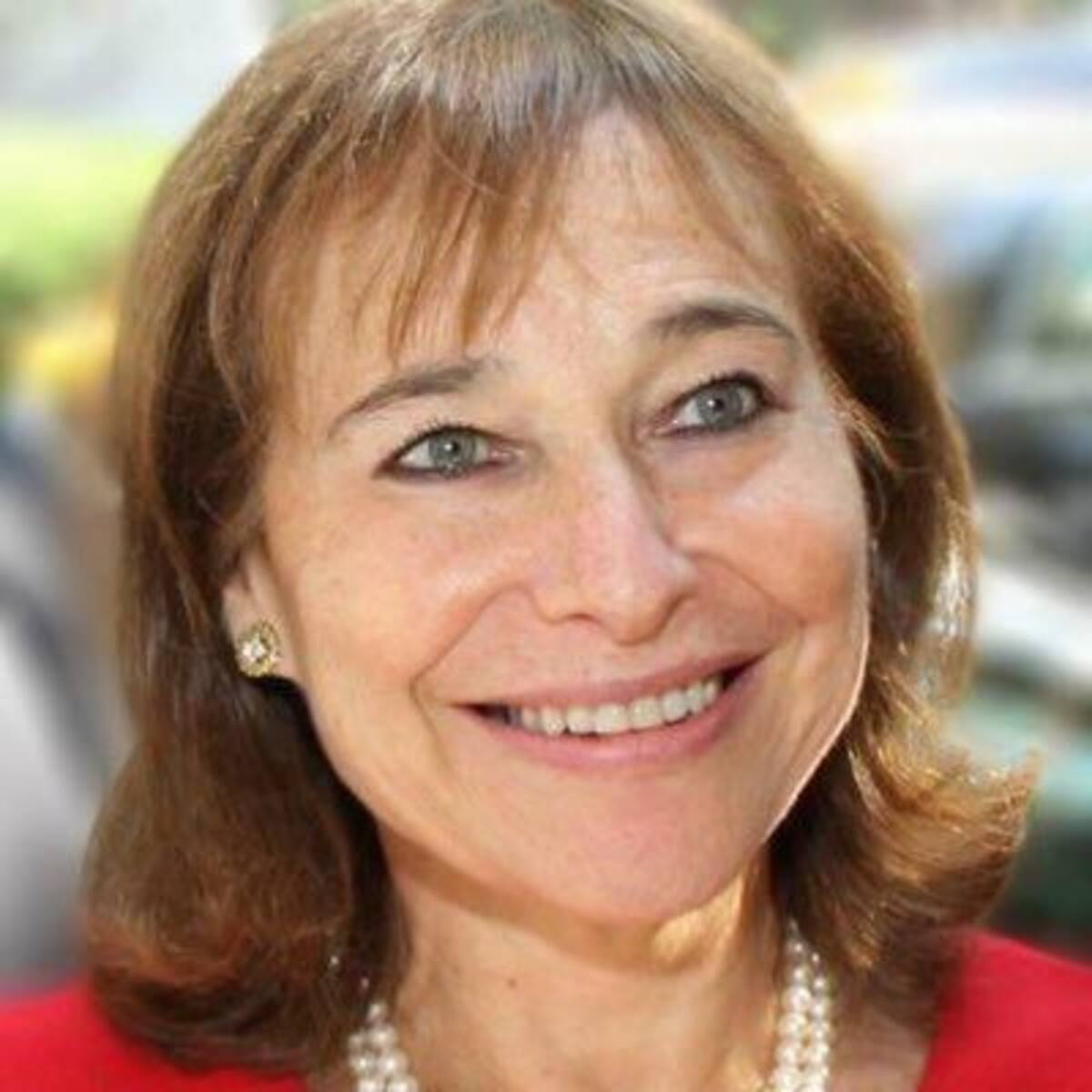 Susan Segal
