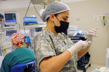 123 profesionales llegaron a Rapa Nui: FACh retoma operativos médicos y dentales tras dos años de suspensión