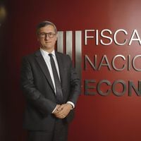 El escáner de la FNE a los conglomerados económicos chilenos: representan hasta más de la mitad del PIB