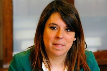 Delegada Martínez por idea de estado de excepción en la Región Metropolitana: “Por ahora es necesario trabajar profundamente en fortalecer la labor de Carabineros”