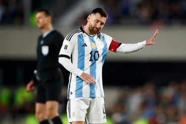 La grave y curiosa acusación contra Messi por no cantar el himno de Argentina: “Duele en el alma que sea empleado de la mafia en Miami”