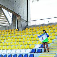 Conmebol destaca al hincha solitario entre los momentos del año