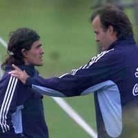 “Es el mejor técnico que tuve”: Ariel Ortega desclasifica historias con Marcelo Bielsa en la Selección de Argentina