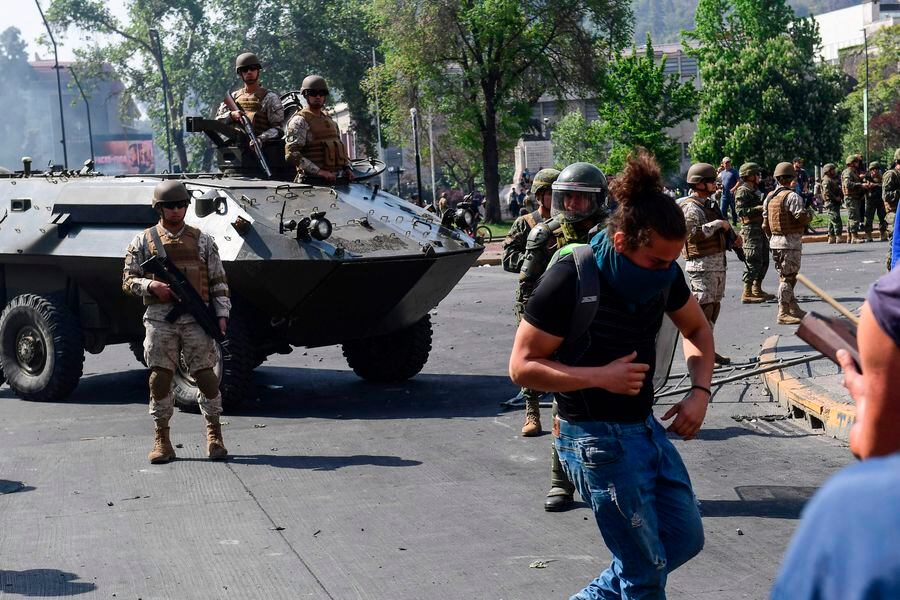 CHILE-TRANSPORT-METRO-PROTEST