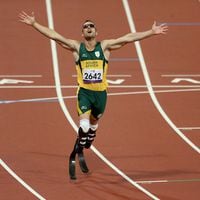 El día que Oscar Pistorius invalidó el triunfo de un rival por sus prótesis