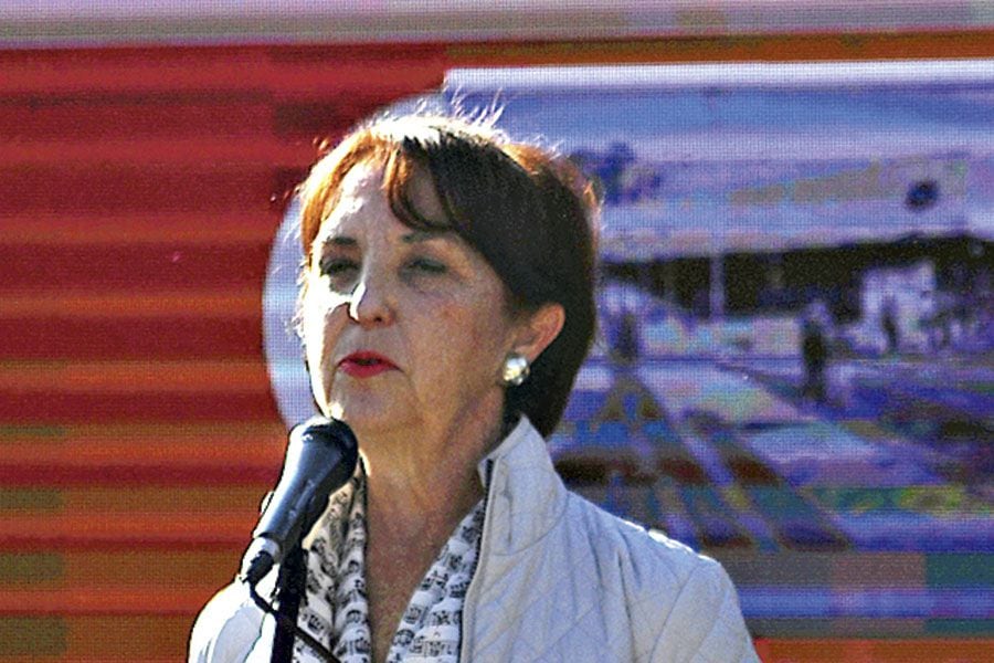 Gloria Hutt, ministra de Transportes