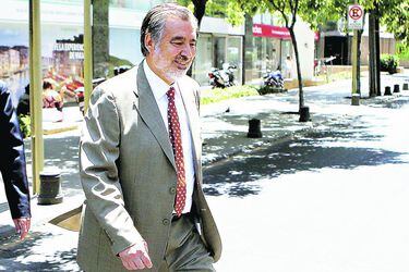 Guillier profundiza distancia con la Nueva Mayoría y opta por comité independiente