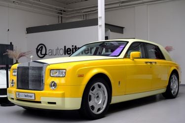 Conoce la historia de un Rolls-Royce Phantom color amarillo con solo 239 km y 14 años de vida