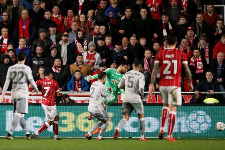 El United queda afuera de la Copa de la Liga ante un ...