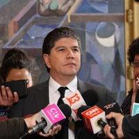 Monsalve confirma que venezolano que atacó a teniente Sánchez tenía orden de expulsión desde 2020 y apunta a Caracas por “débil” colaboración en deportaciones