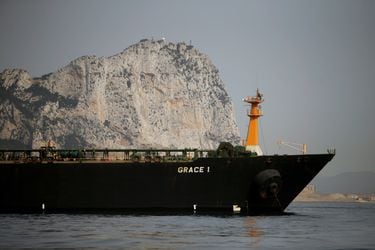 Buque iraní retenido en Gibraltar.