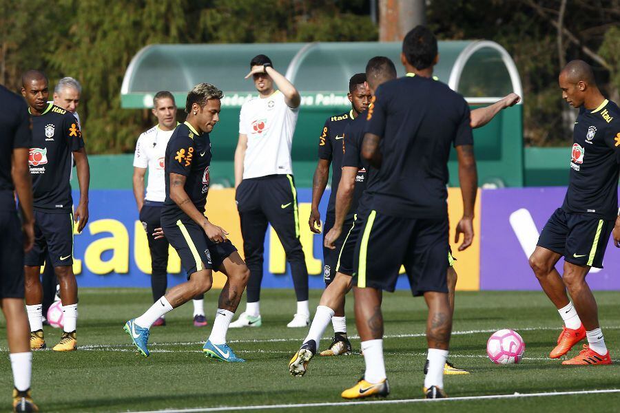 Brasil, Entrenamiento