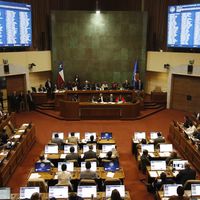 Columna de María de los Ángeles Fernández: Reformas políticas, ¿un debate noventero?