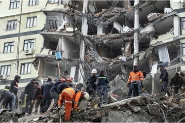 Más de 212 horas: ¿Cómo las personas pueden sobrevivir bajo los escombros de un terremoto?