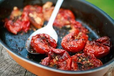 Cinco recetas para seguir aprovechando los tomates