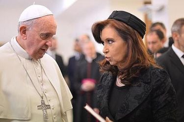 Papa Francisco expresa su “cercanía” y “solidaridad” con Fernández Kirchner tras el intento de atentado