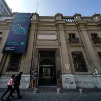 La dura crisis del Museo de Arte Precolombino: visitas bajaron un 70% y más de la mitad de su colección está cerrada
