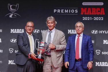 Del ‘Vete ya” en el Real Madrid al “mejor técnico de la temporada” en el Betis: la voltereta de Marca en torno a Manuel Pellegrini