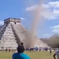 México | Registran inusual torbellino en la emblemática pirámide Kukulcán