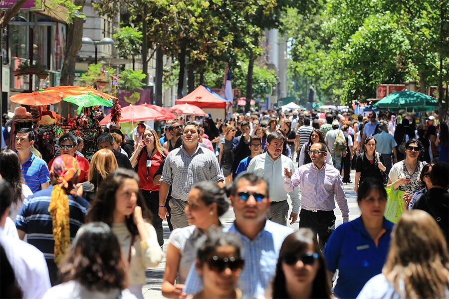 SANTIAGO 11 DE DICIEMBRE DE 2013FOTO GENTE PASEO AHUMADA