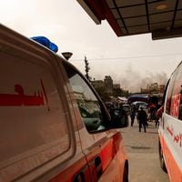 Médicos Sin Fronteras cifra en 70 los palestinos muertos tras bombardeo de Israel en alrededores de hospital en Gaza
