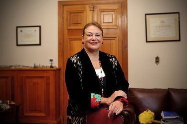 Ángela Vivanco: “Los excedentes que las isapres tienen que devolver son a quienes demandaron”