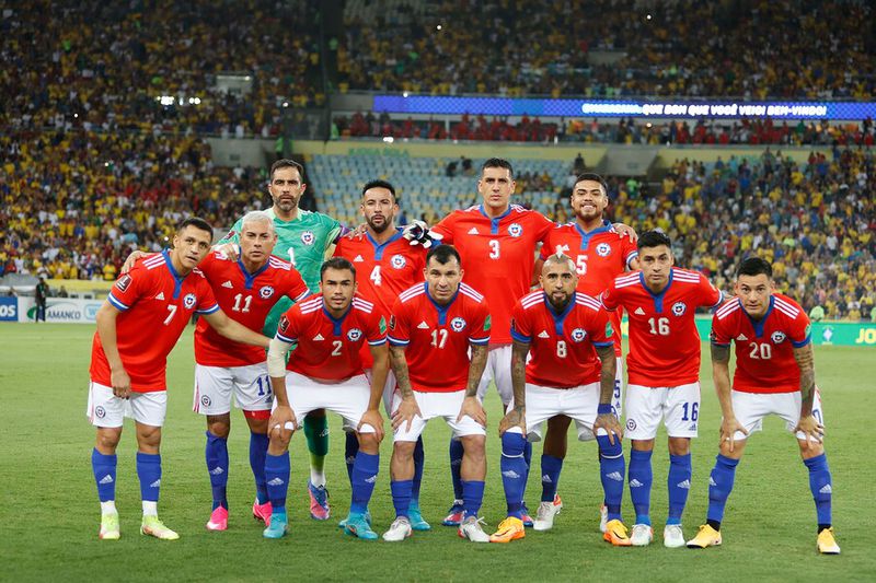 Selección Chilena vs. Uruguay La Roja cuándo juega la Roja eliminatorias dónde juega la Roja quién transmite a la Roja clasificatorias Qatar 2022