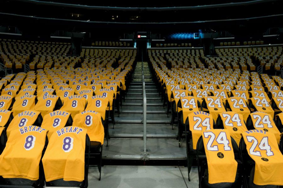 Staples Center. Homenaje a Kobe Bryant