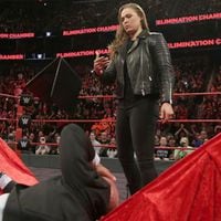 El desordenado debut oficial de Ronda Rousey en la WWE