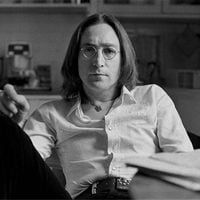 “Quiere engañarme como ha engañado a otros”: la trastienda del bullado juicio en que John Lennon derrotó a la mafia