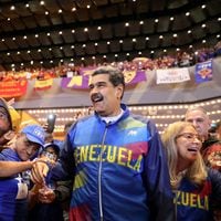 Maduro afirma que EE.UU. ha instalado bases militares en el territorio en disputa con Guyana 
