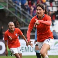 Carla Guerrero es incluida en el Paseo de las Estrellas del fútbol chileno
