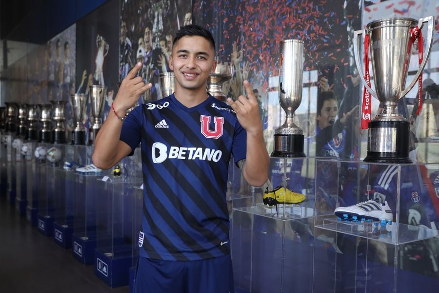 Nicolás Guerra volvió a la U y quiere ganar el Superclásico.