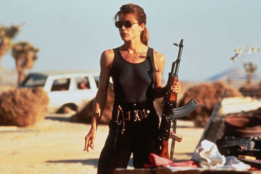 terminator_2__linda_hamilton_still