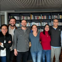 “Honrando las tradiciones del Presidente”: expersoneros de Sebastián Piñera se reunieron en su oficina para ver la Cuenta Pública