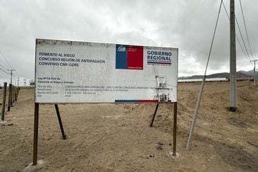 En estos terrenos, a 15 kilómetros al norte de Antofagasta, se iba a instalar una planta de la empresa farmacéutica china Sinovac.