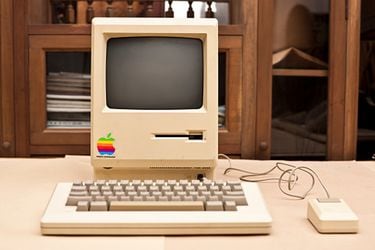 Front View of the Historic Macintosh 128k XXXL