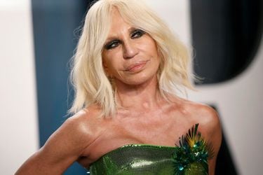 Donatella Versace: la historia de la heredera adicta a la cocaína y las cirugías