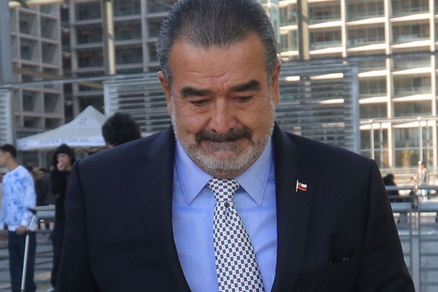 Andrónico Luksic asiste a la primera audiencia fijada por el tribunal para ver la querella que el mismo presento en contra del diputado Gaspar Rivas