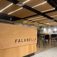 Falabella resalta que está comprometida y avanzando en su plan de venta de activos para mejorar sus finanzas 
