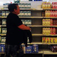 Lecheros contra supermercados por venta de alimentos vegetales con denominacion "leche"