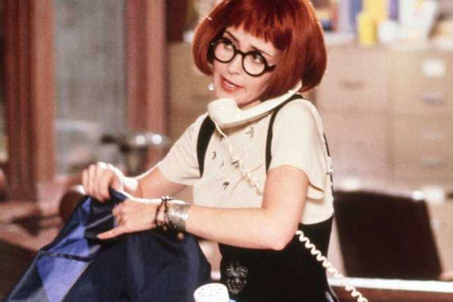 Annie Potts regresará como Janine en la nueva película de Los Cazafantasmas...