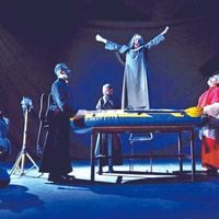 Teatro La María viste sotana y cuestiona la fe en su nueva obra