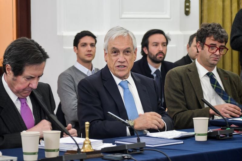 El expresidente Sebastián Piñera asistió a sesión del Consejo Constitucional, invitado por la Comisión de Sistema Político, Reforma Constitucional y Forma de Estado. Exmandatario expuso en la Sala de Lectura de la Cámara de Diputadas y Diputados, sede Santiago.