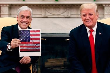 "Debilita nuestra imagen": La dura crítica del PPD a Piñera por "subyugar el emblema patrio" al de otra nación