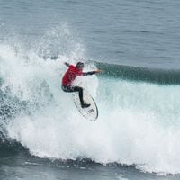 Apasionante debut de la Riders Cup: Punta de Lobos vibró con los principales exponentes del surf nacional
