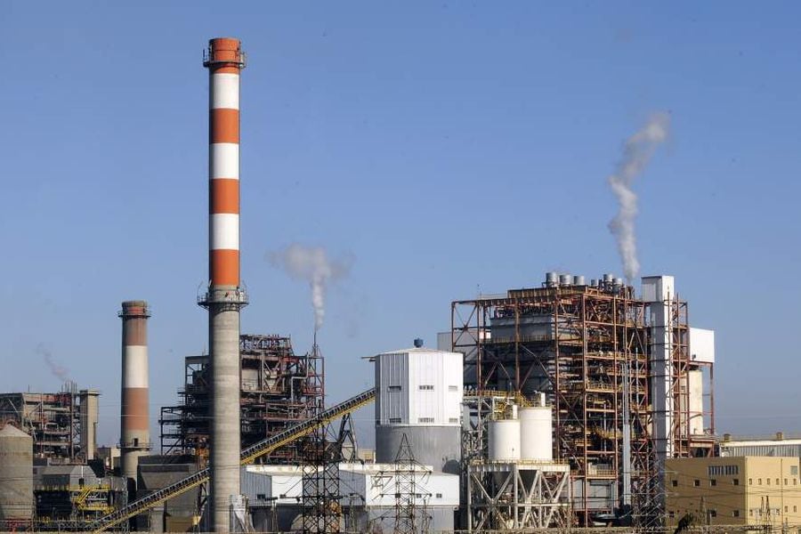 Cámara de Diputados aprueba proyecto que prohíbe funcionamiento de centrales a carbón