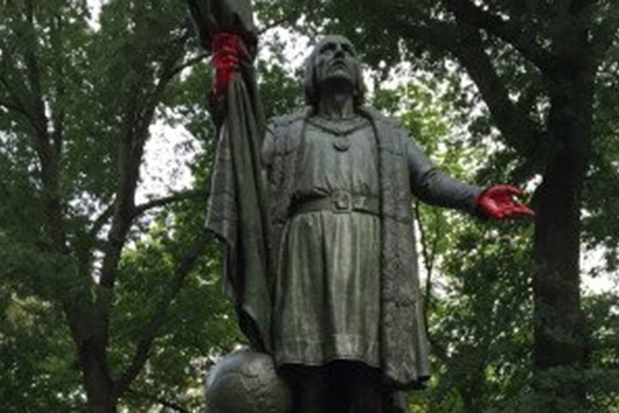 Estatua Cristóbal Colón